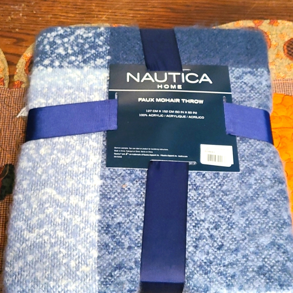 Brand new throw
